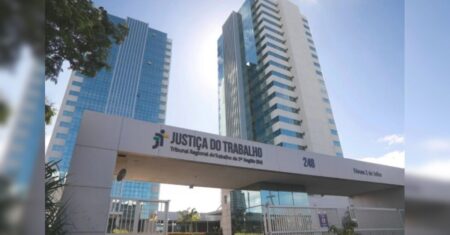 Empresa é condenada a indenizar trabalhador após supervisor mandá-lo ‘trocar absorvente’