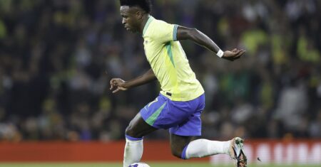Vini Jr. projeta evolução do Brasil após estreia na Copa