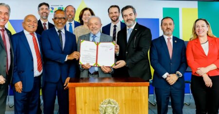 Lula assina decreto que regulamenta Estatuto da Segurança Privada