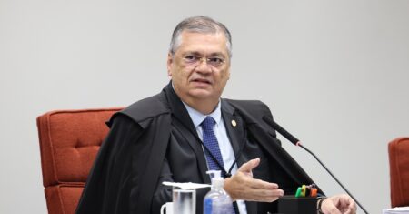 CNJ deve regulamentar nesta terça fim da aposentadoria compulsória para juízes