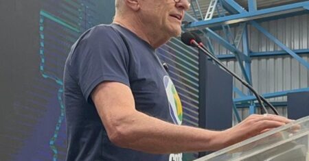 Pivetta exige cumprimento de contrato para ferrovia chegar a Cuiabá