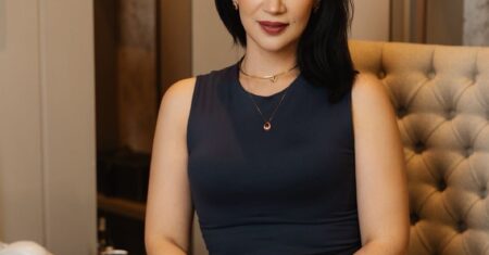 Aos 40 anos, a mulher não está envelhecendo. Está se transformando