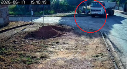 Motociclista morre na UPA após ser esmagado por caminhão em MT; vídeo mostra tudo