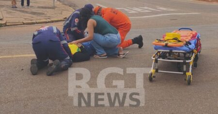 Motociclista sofre fratura na perna após forte colisão com carro na Vila Aurora em Rondonópolis; vídeo