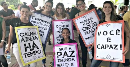 Integrantes de projeto cultural motivam candidatos no 2º dia de prova do Enem em Cuiabá | Mato Grosso