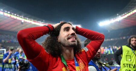 Cucurella leva pijama da esposa como “amuleto da sorte” para a Copa