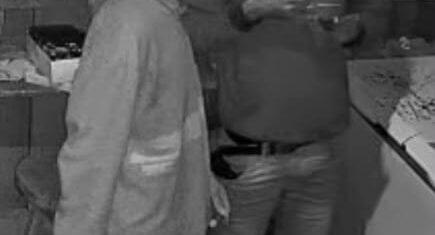 Dupla investigada por manter vítimas em cárcere privado morre após confronto com o Bope