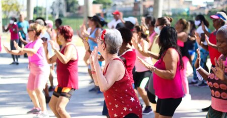 Viva Maria: Junho Violeta chama atenção para violência contra idosos