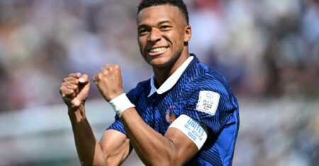 Mbappé cola em Ronaldo e fica a 2 de ser o maior artilheiro das Copas