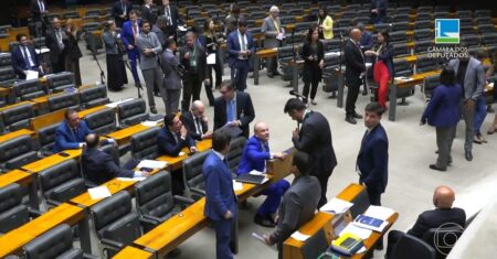 Salário de presidentes de partido chega a R$ 52,5 mil; veja valores