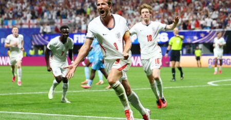 Inglaterra vence de virada e elimina a República Democrática do Congo
