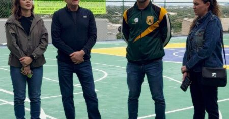 Michelly e Pivetta acompanham avanço de obras que transformarão antiga escola em complexo esportivo e cultural no Dom Aquino