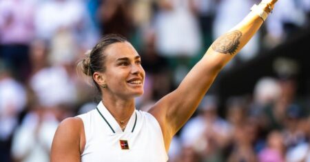 Sabalenka ultrapassa Davenport e fica perto das 100 semanas na liderança