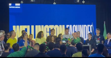Ausência de prefeitos ofusca festa de Wellington e amplia dúvidas sobre fidelidade da base
