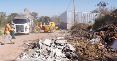 Município gasta cerca de 4,5 milhões em quase um ano com limpeza de bolsões de lixo