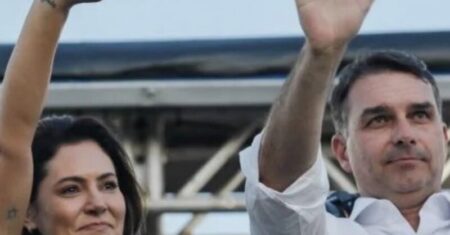 Michelle grava vídeo em resposta a pedido de desculpas de Flávio e sela a paz na família Bolsonaro