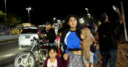 Um mês após terremotos na Venezuela, sobreviventes vivem futuro incerto