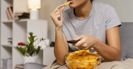 Consumo de alimentos industrializados em jogos da seleção exige atenção