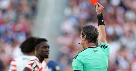 Uefa detona Fifa por anulação de cartão de Balogun: ‘Cruzou linha’