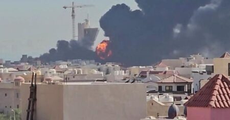 EUA bombardeiam Teerã pela 10ª noite seguida e Irã ataca o Kuwait