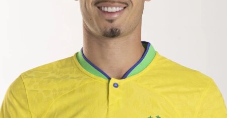 Por mais ofensiva, Brasil deve entrar em campo com Gabriel Martinelli