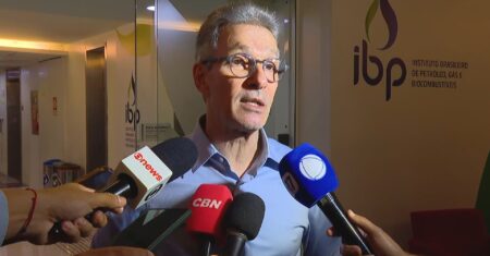 Zema propõe privatizar Petrobras e transformar estatal em corporation