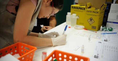 Campanha Julho Amarelo reforça combate a hepatites virais
