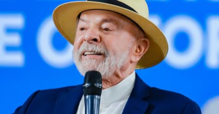 Lula quer mais investimentos em Defesa: 'Não deixar ninguém meter o nariz nesse país'