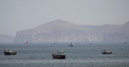 Exército dos EUA diz ter atacado 90 alvos militares iranianos