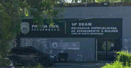 Meninas de 14 anos relatam estupro coletivo dentro de sala de aula em PE