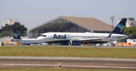 Azul encerra 2º tri com prejuízo de R$ 1 bilhão – 14/08/2026 – Economia
