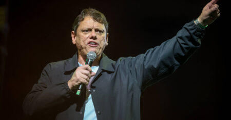 Tarcísio descarta boné de Trump diz acreditar em urnas – 05/08/2026 – Política