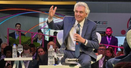 Caiado defende ampliar prerrogativa dos governadores na segurança