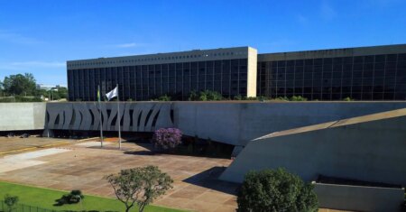 STJ não reconhece relação de casal com filho e noivado como união estável