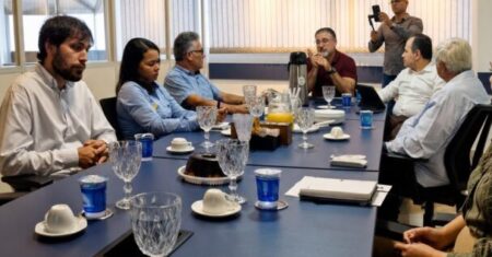 CDL Rondonópolis recebe comitiva da CDL Primavera do Leste para troca de experiências e fortalecimento do comércio regional