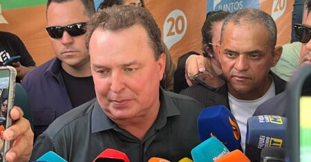 Podemos adia decisão sobre alianças e Max Russi diz que partido definirá rumo até esta quarta-feira