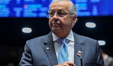 Câmara aprova projeto de Jayme Campos que cria controle em tempo real de medicamentos do SUS