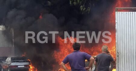 Vídeos mostram forte incêndio que destruiu cavalo mecânico e carro em Rondonópolis