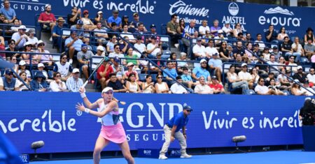 Alexandrova enfrentará Tauson em Monterrey, Noskova se retira