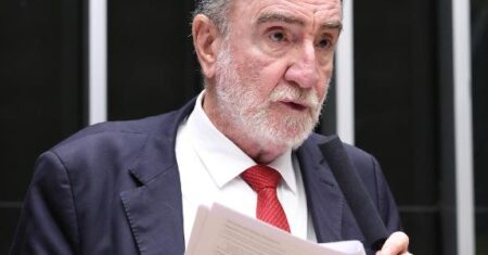 PSB formaliza apoio ao PT em MG e indicará vice para candidatura de Patrus