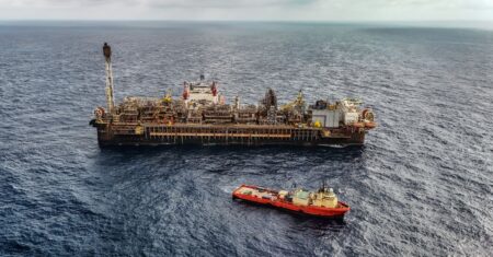 Petrobras anuncia descoberta de petróleo na Margem Equatorial