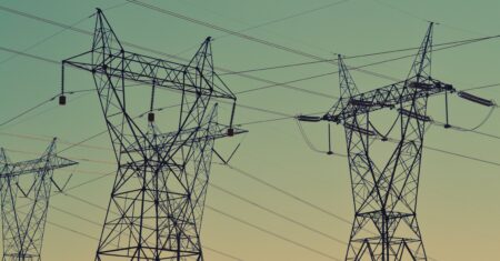 Lula assina decreto que abre mercado livre de energia para consumidores residenciais e pequenos estabelecimentos