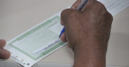 Pretos e pardos representam 49,9% das candidaturas registradas para as eleições de 2026