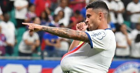 Onde vai passar Vitória x Bahia pelo Brasileirão? Como assistir ao vivo