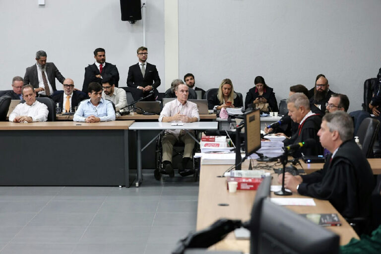 Júri do caso Zampieri encerra primeiro dia de depoimentos em Cuiabá