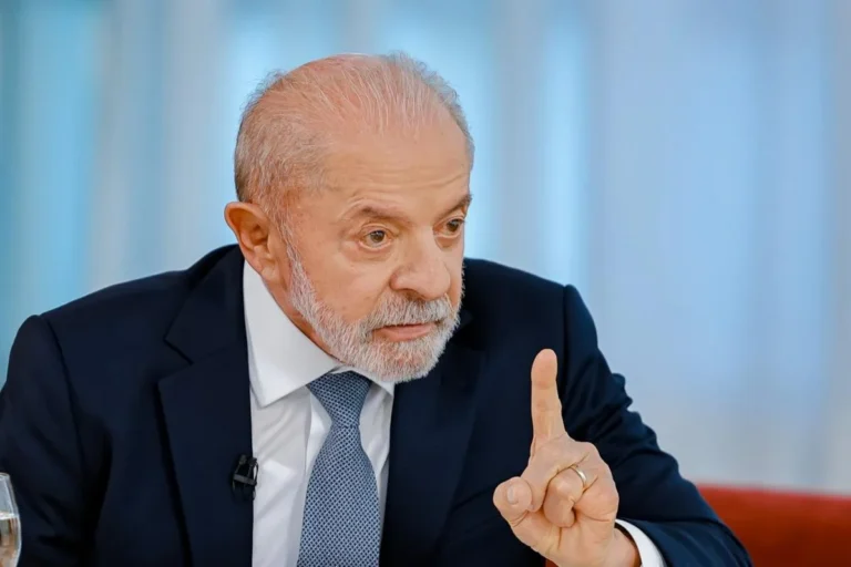 Lula opta por entrevista no Flow Podcast em vez de debate na TV Globo