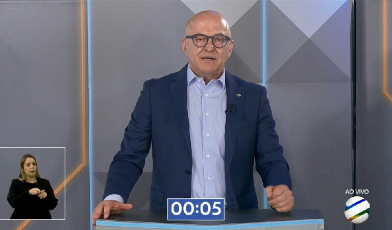 Pivetta acusa adversários de aliança estratégica durante debate eleitoral em Mato Grosso