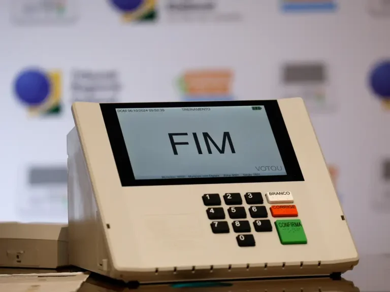 Reta final das eleições: quase metade dos eleitores ainda não sabe como votar para o Senado