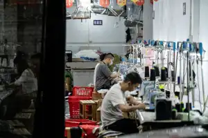 A estratégia chinesa de exportação sob pressão internacional e dilemas internos