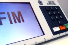 Abstenção recorde e indecisos desafiam estratégias no segundo turno